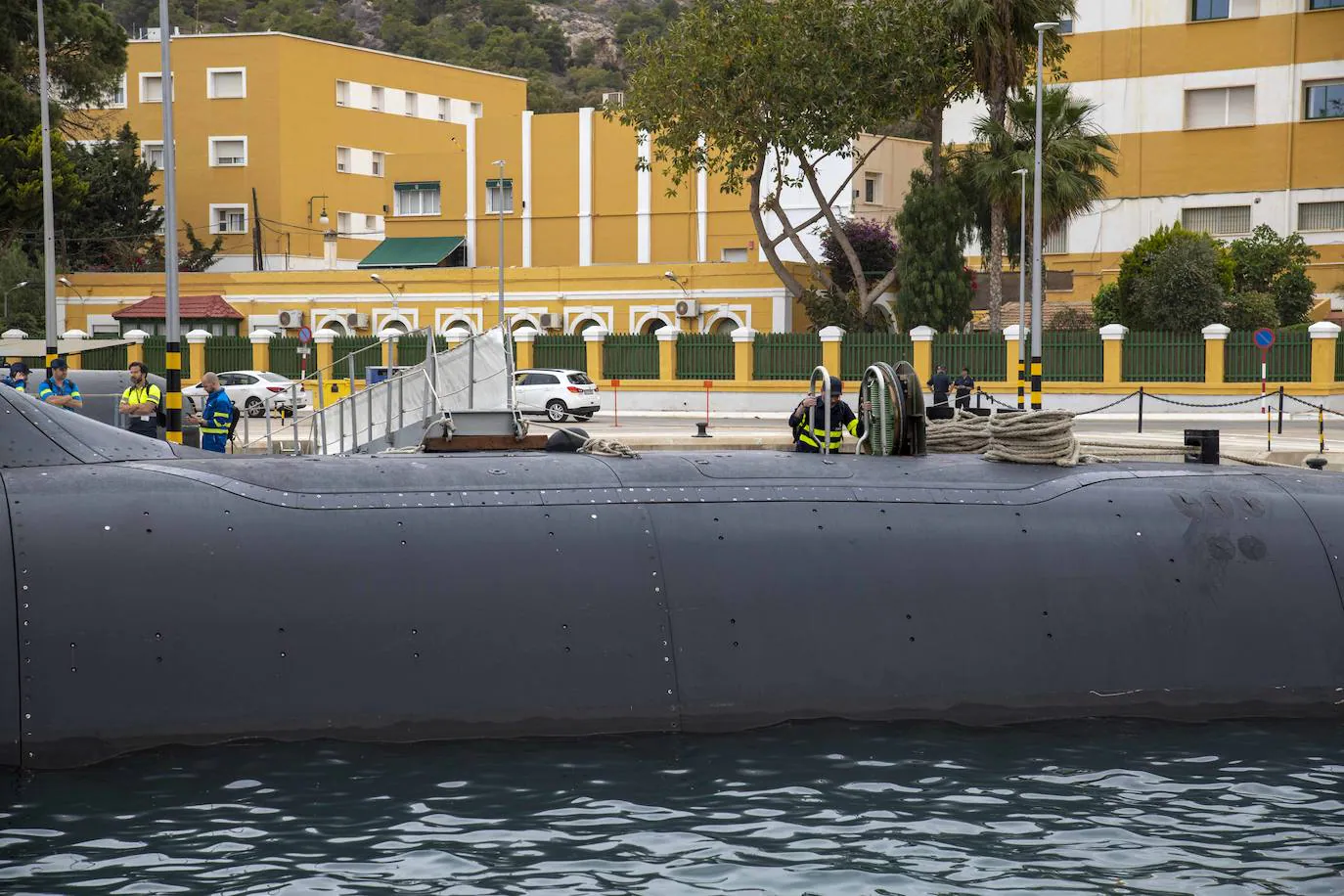 Margarita Robles Visita La Flotilla, Base Y Escuela De Submarinos De La ...